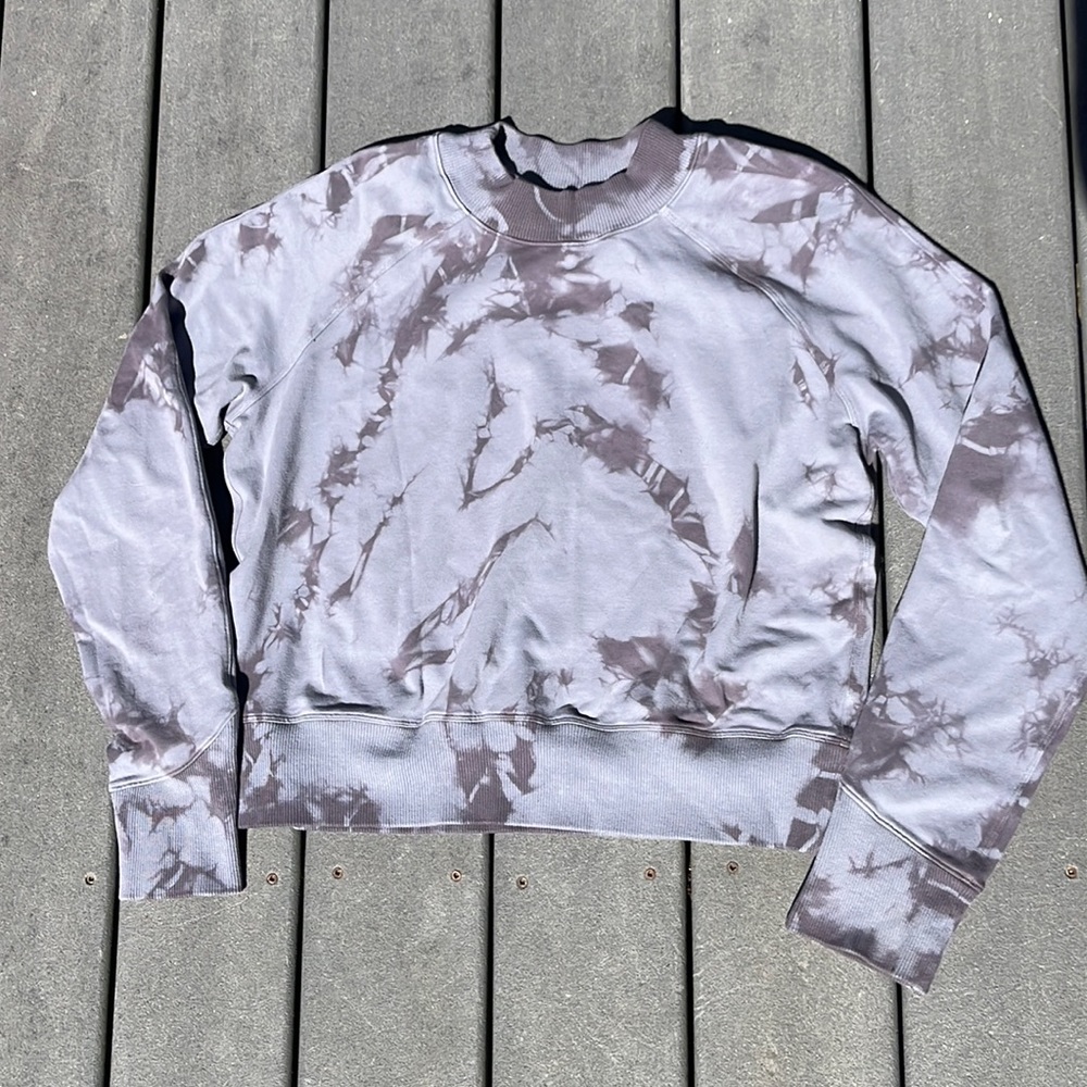 Tie dye Lululemon crewneck